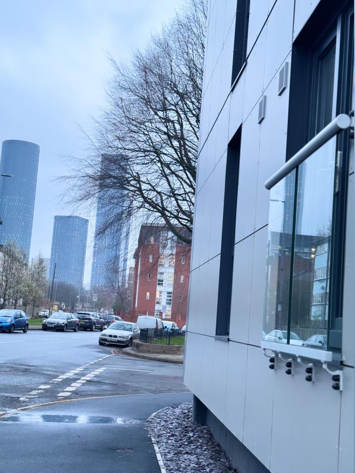 Luxury 2 Bedroom Apartment In Manchester City Centre - Free Parking Kültér fotó