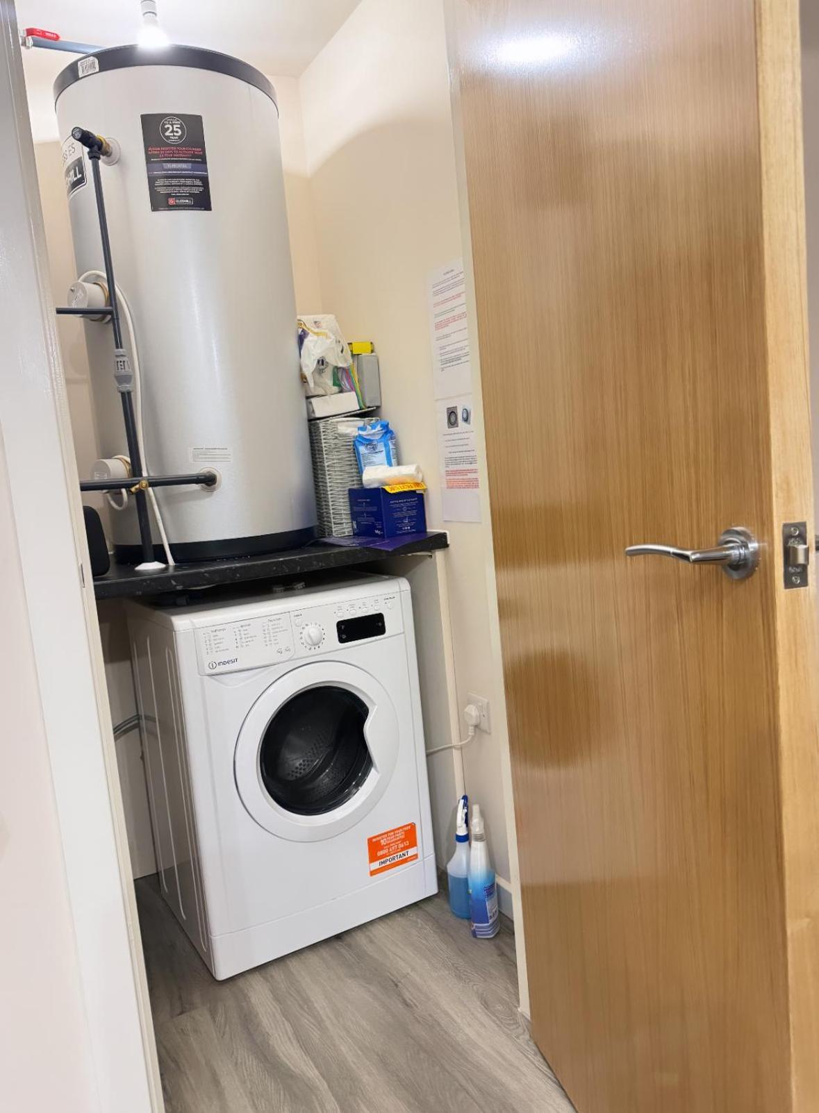 Luxury 2 Bedroom Apartment In Manchester City Centre - Free Parking Kültér fotó