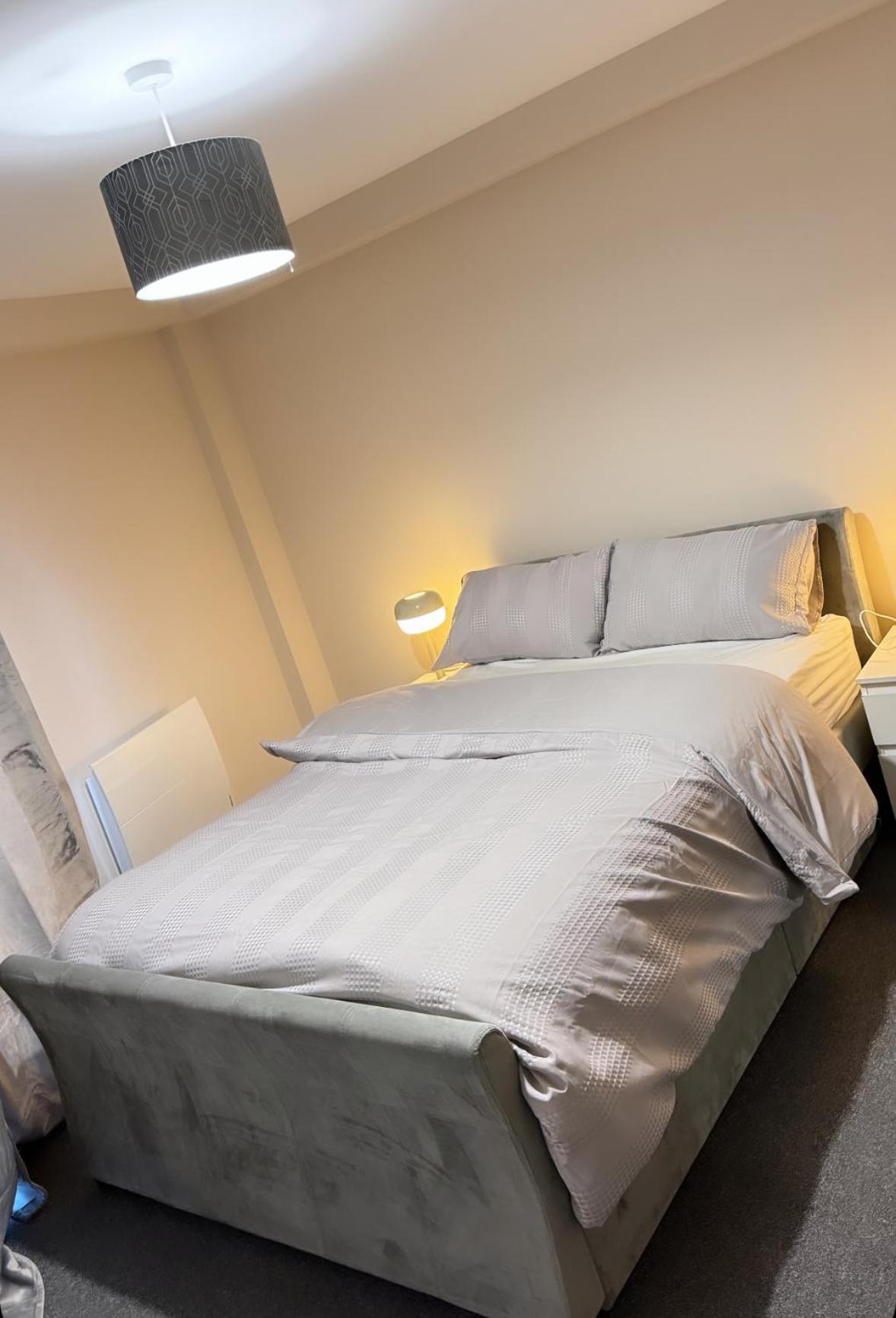 Luxury 2 Bedroom Apartment In Manchester City Centre - Free Parking Kültér fotó