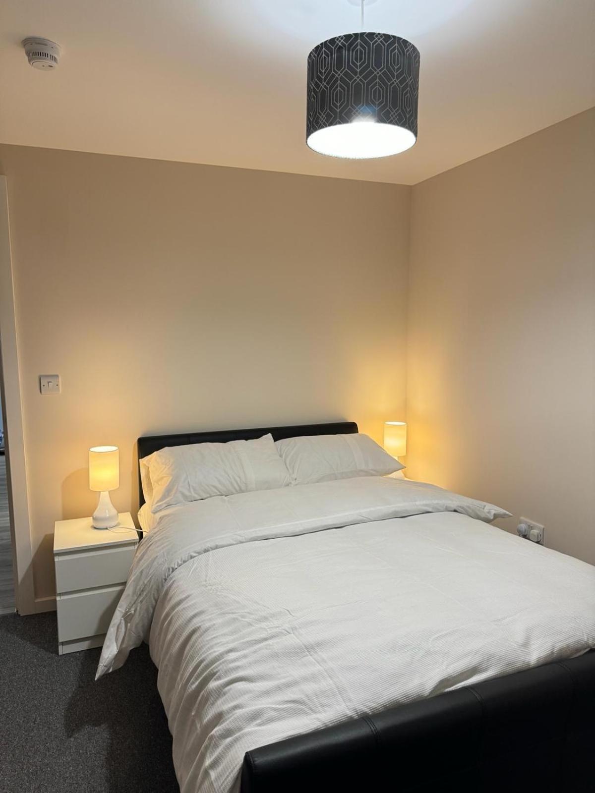 Luxury 2 Bedroom Apartment In Manchester City Centre - Free Parking Kültér fotó